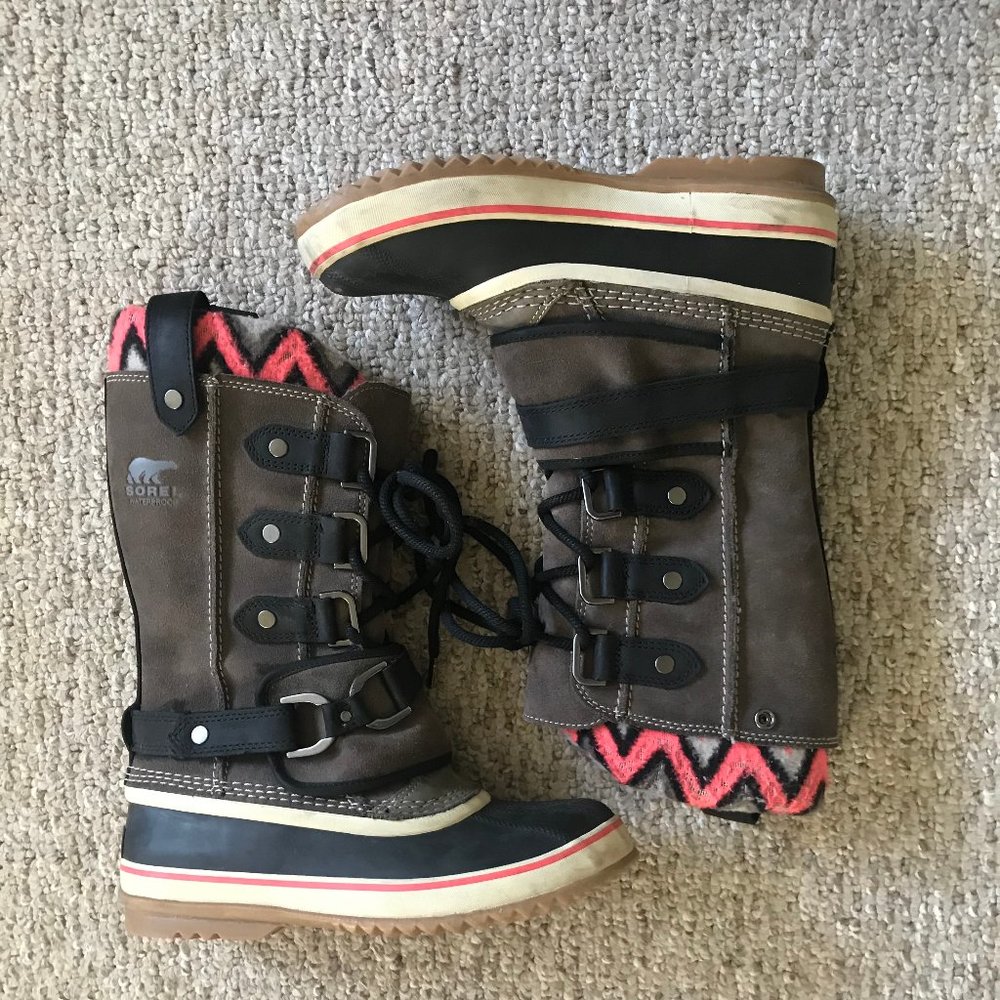 Sorel Joan of Arctic Pink Chevron Boots